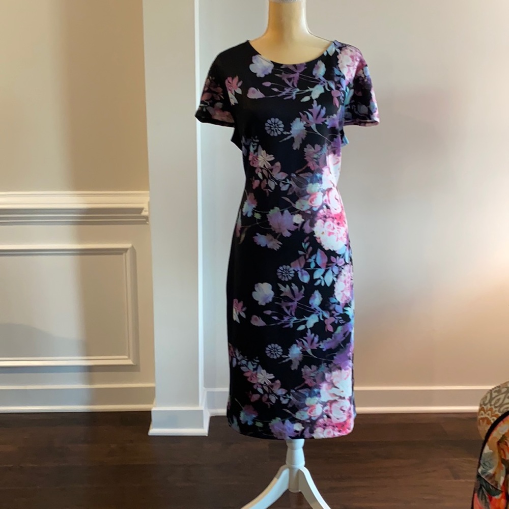 Dress with flowers.